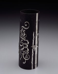 Maljakko, n. 1877-1885 (rauta ja hopea) tekijältä Tiffany and Company