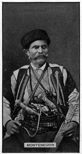 Montenegrolainen mies 1800-luvun lopun valokuvasta tekijältä Turkish Photographer