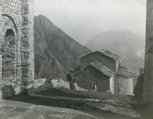 San Pietro al Monten luostari, Civate, Lombardia, Italia, Ugo Monneret de Villardin valokuva, noin 1910. tekijältä Ugo Monneret de Villard
