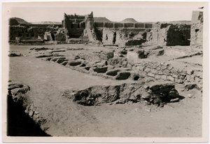 Pyhän Simeonin luostarin sisätilat, huone VI, Assuan, Egypti, valokuvaaja Ugo Monneret de Villard.