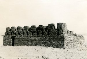 Kirkon rauniot lähellä Niilin jokea, Adendan, Egypti, valokuvaaja Ugo Monneret de Villard.
