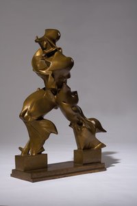 Ainutlaatuiset jatkuvuuden muodot avaruudessa tekijältä Umberto Boccioni