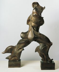 Ainutlaatuiset jatkuvuuden muodot avaruudessa tekijältä Umberto Boccioni