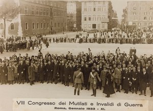 "Sodan vammautuneiden ja invalidien VIII kongressi - Rooma, tammikuu 1933 - 11" (m/v kuva) tekijältä Umberto Palleschi