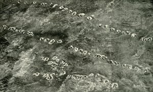 Jalkaväen hyökkäys Ei Mans Landin yli, 1919. tekijältä Unbekannt