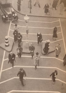 Turvakaista Charing Crossin asemaa vastapäätä, c1934, 1935 tekijältä Unbekannt