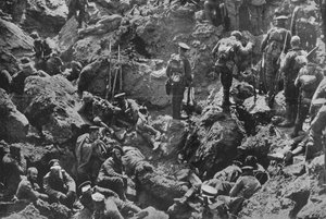 Merkittävä sotavalokuva, brittien louhima ja vangitsema, 1915 tekijältä Unbekannt