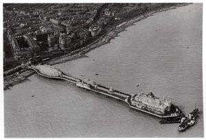 Ilmakuva Eastbournessa, Sussexista, Zeppelinistä, 1931 1933 tekijältä Unbekannt