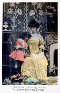Kaikki mikä hurmaa lapset..., ranskalainen postikortti, c1900 tekijältä Unbekannt