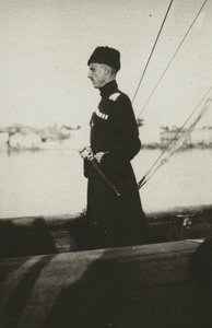 Paroni Pjotr Nikolajevitš Wrangel huviveneellä Lucullus. Lemnos, 1921. tekijältä Unbekannt