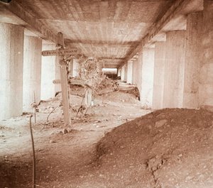 Bayonet Trench, Verdun, Pohjois-Ranska, c1916-c1918. tekijältä Unbekannt