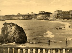 Biarritz - Hotel du Palais and the Bay, vuodelta 1930. tekijältä Unbekannt