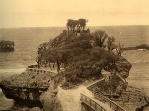 Biarritz - Bastan kallio, vuodelta 1930. tekijältä Unbekannt