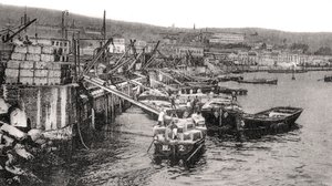 Veneitä Malecon-joella, Valparaiso, Chile, 1900-luku tekijältä Unbekannt