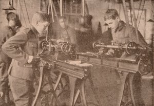 Bradfield Collegen pojat valmistavat kuoriosia, Berkshire, 1916 1928 tekijältä Unbekannt