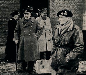 Britannian pääministeri vierailee länsirintamalla, 1944, 1945. tekijältä Unbekannt