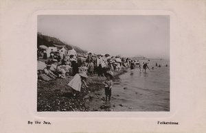 Meren rannalla, Folkestone, 1800-luvun loppu - 1900-luvun alku tekijältä Unbekannt