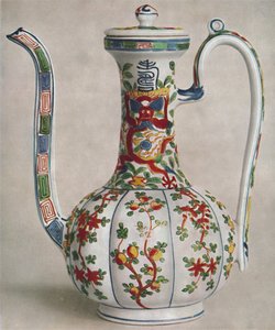 Kiinalainen posliiniastia, jossa on viisivärinen koristelu. Wan Li -kausi, 1573-1619, 1928 tekijältä Unbekannt