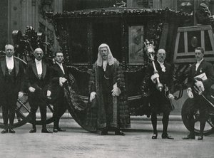 Kuningas Yrjö V:n ja kuningatar Marian kruunajaiset, Lontoo, 1911. tekijältä Unbekannt