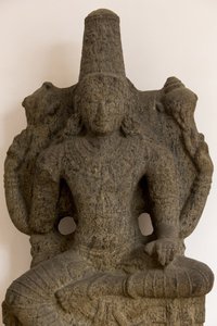 Delhin kansallismuseo. Vishnu. Chola tekijältä Unbekannt