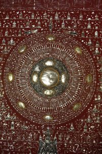 Dharma-pyörä Wat Chedi Flow