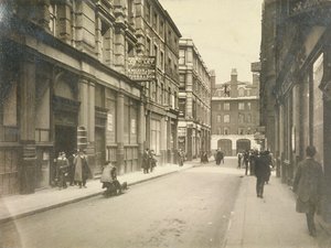 Jewin Streetin itäpää, Lontoo, 1920 tekijältä Unbekannt