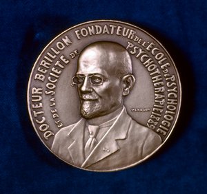 Edgar Berillon, ranskalainen psykologi, 1929 tekijältä Unbekannt