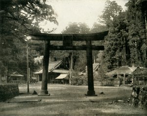 Sisäänkäynti shintotemppeliin Nikkon alueella Japanissa, 1936. tekijältä Unbekannt
