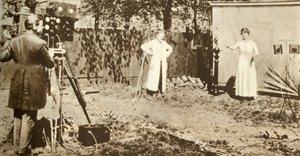 Eugene Lauste tallentaa ensimmäisen yhdistetyn liikkuvan kuvan ja äänen, c1905, 1935. tekijältä Unbekannt