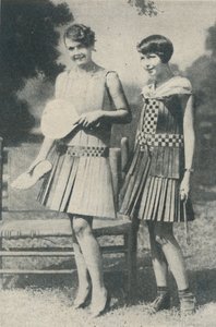 Frocks of Strips of Wood, c1935 tekijältä Unbekannt