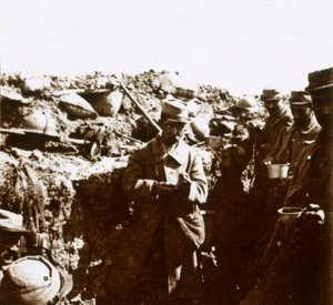 Etulinjan juoksuhauhat, c1914-c1918 tekijältä Unbekannt