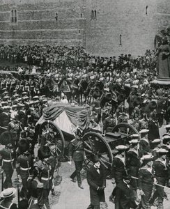 Kuningas Edward VII:n hautajaiskulkue, Windsor, 20. toukokuuta 1910. tekijältä Unbekannt