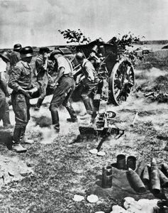 Saksalainen tykistö toiminnassa itärintamalla, 1941 tekijältä Unbekannt