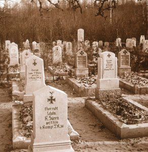 Saksalainen hautausmaa, Carlepont, Pohjois-Ranska, c1914-c1918 tekijältä Unbekannt