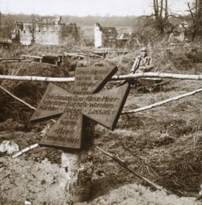 Saksalainen yhteishauta, c1914-c1918 tekijältä Unbekannt