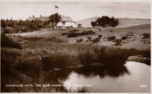 Gleneagles Hotel, The Club House & The Deuk Dubs, vuodelta 1930 tekijältä Unbekannt