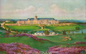 Gleneagles Hotel Perthshiressä, vuodelta 1930 tekijältä Unbekannt