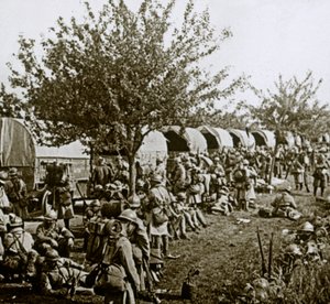 Nousemassa linjaa kohti Verdun, Pohjois-Ranska, c1914-c1918 tekijältä Unbekannt