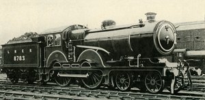 Great Eastern Type 4-4-0 Royal Trainsin erikoisvärjäyksessä, c1930. tekijältä Unbekannt