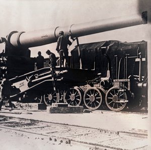 Raskas tykistö junassa, c1914-c1918 tekijältä Unbekannt