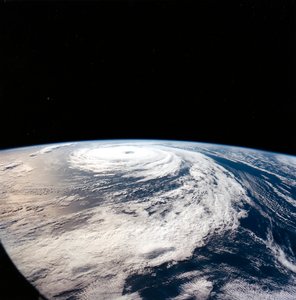 Hurrikaani Florence tekijältä Unbekannt