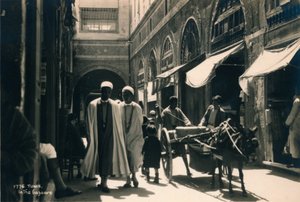 The Bazaarissa, Tunisissa, Egyptissä, 1936 tekijältä Unbekannt
