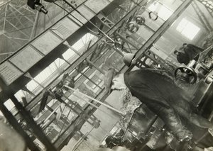 Koneenrakennustehtaassa, Neuvostoliitto, 1930-luku tekijältä Unbekannt