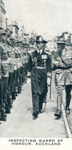 Inspecting Guard of Honour, Auckland, 1927 1937 tekijältä Unbekannt