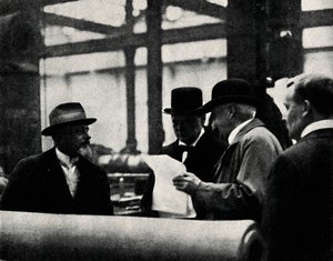 Asetehtaan tarkastus, c1917, 1945. tekijältä Unbekannt