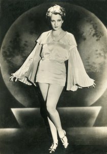 Juliette Compton, 1938. tekijältä Unbekannt