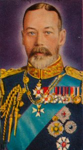 Kuningas Yrjö V laivaston amiraalin univormussa, 1935 tekijältä Unbekannt