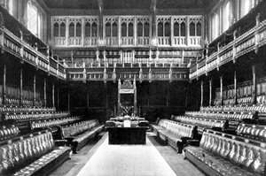 Ladies Grille Reporters Galleryn yläpuolella, House of Commons, Westminster, Lontoo, c1905 tekijältä Unbekannt