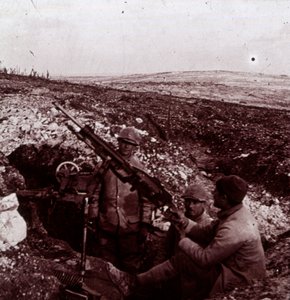 Konekiväärit, Mount Kemmel, Flanderi, Belgia, c1914-c1918 tekijältä Unbekannt