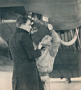 Sir Alan Cobhamin suunnittelema lentokoneen tankkausmenetelmä, c1936 c1937 tekijältä Unbekannt